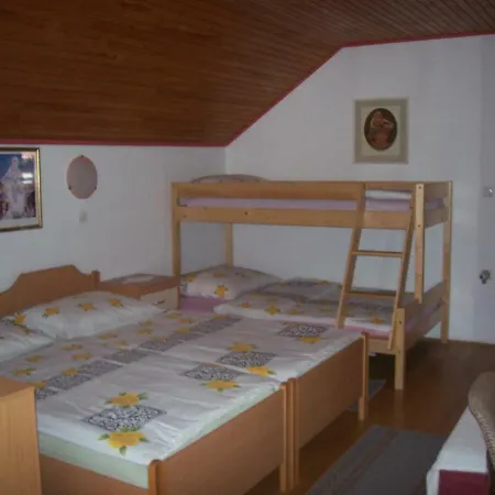 Turizem Grabrijan Adlesici