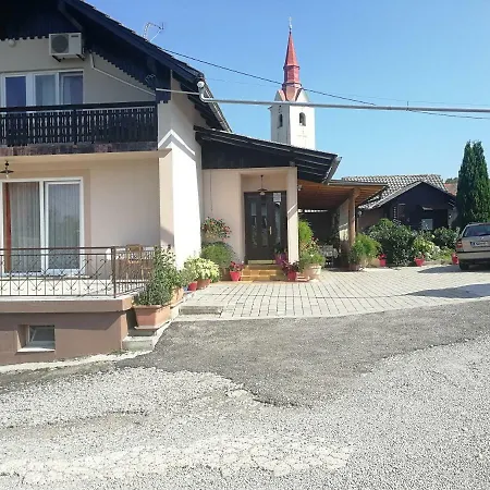Turizem Grabrijan Gasthof Adlesici